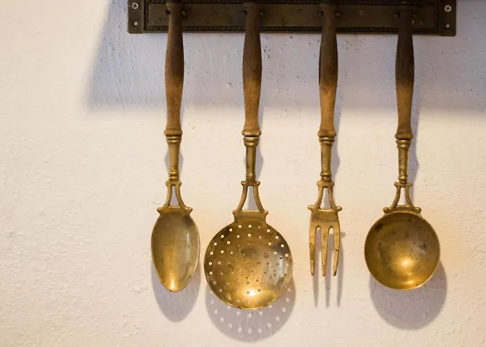 Vatha Traditional With A View Menetaí