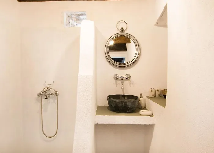 別荘 Vatha Traditional With A View *